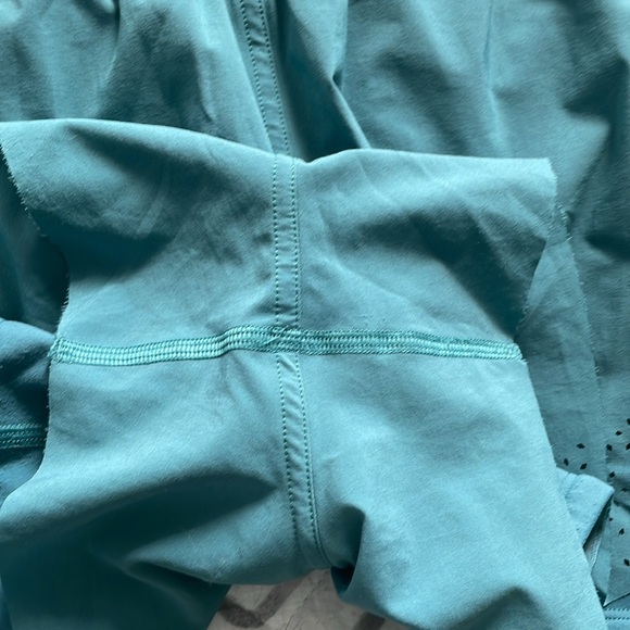 Lululemon Laser Speed Train Shorts 4.5” - Picture 6 of 11